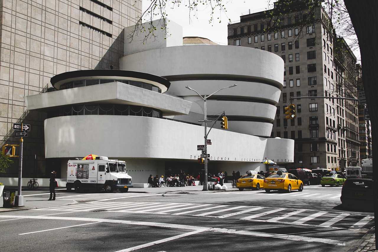 guggenheim museum, new york, usa, art gallery, museum, pedestrian crossing, traffic, yellow taxis, street, new york streets, buildings, architecture, modern building, facade, edifice, landmark, guggenheim museum, new york, new york, new york, new york, new york, art gallery, museum, museum
